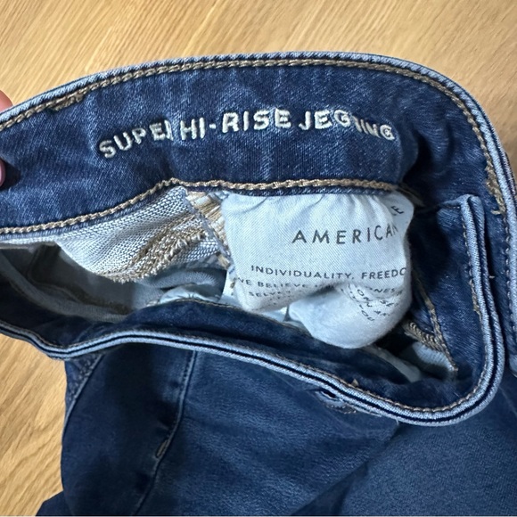 AE JEANS SUPER HI-RISE JEGGINGS - Picture 3 of 4